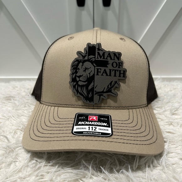 Man of faith laser engraved trucker Richardson 112 hat. - Picture 2 of 2